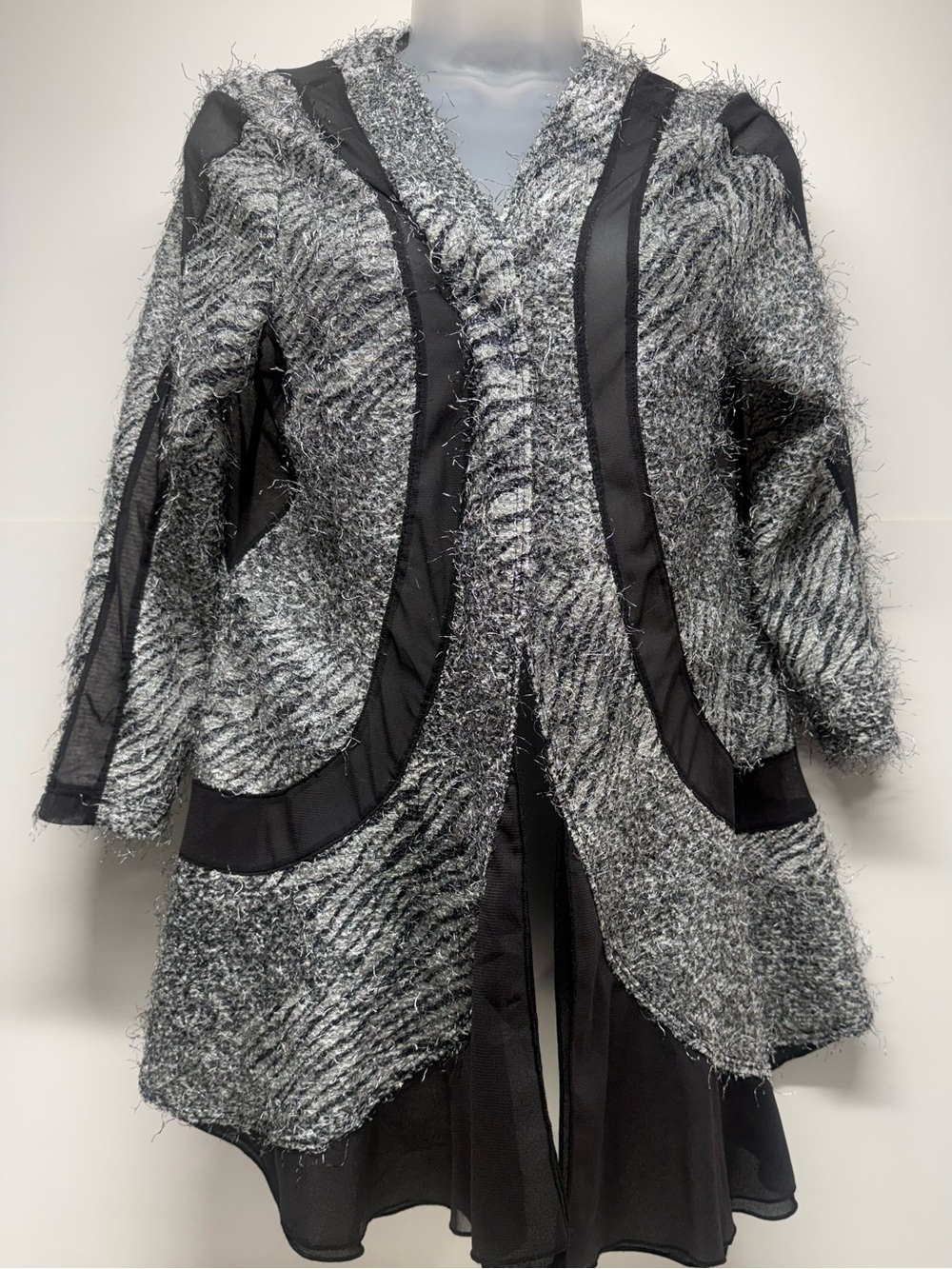 Picadilly Fashion Gray & Black Textured Open Front Cape